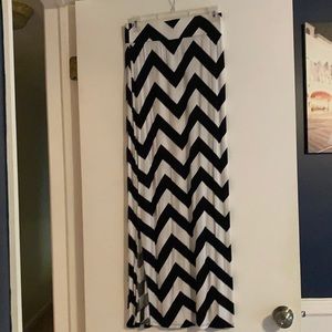 Black and white Maxi skirt